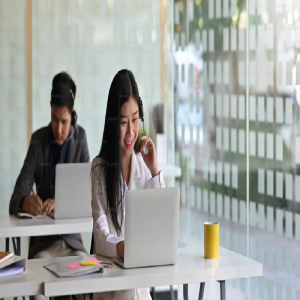 CRM外呼系統(tǒng)如何幫助企業(yè)提升銷售轉(zhuǎn)化率？